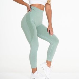 NVGTN Leggings
